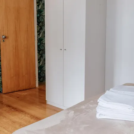 Aquilla's Family 104 By Mycelia * Лісабон